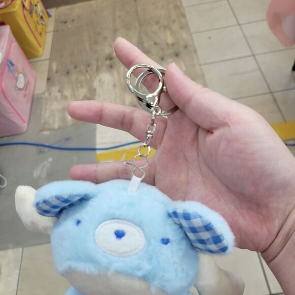 Brand New Cinnamoroll Blue & White Plushies Keychain - Picture 7 of 8